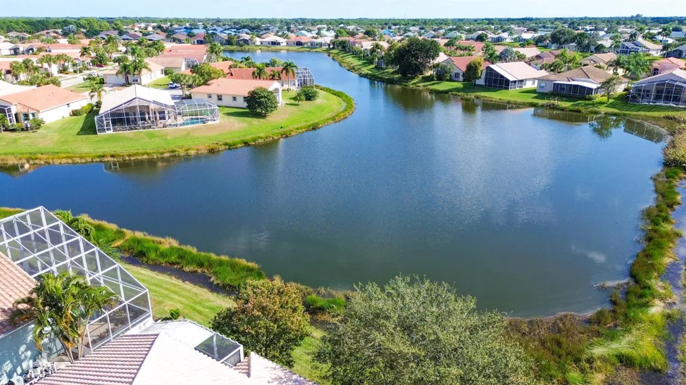 468 NW BLUE LAKE DRIVE Port St. Lucie, FL 34986