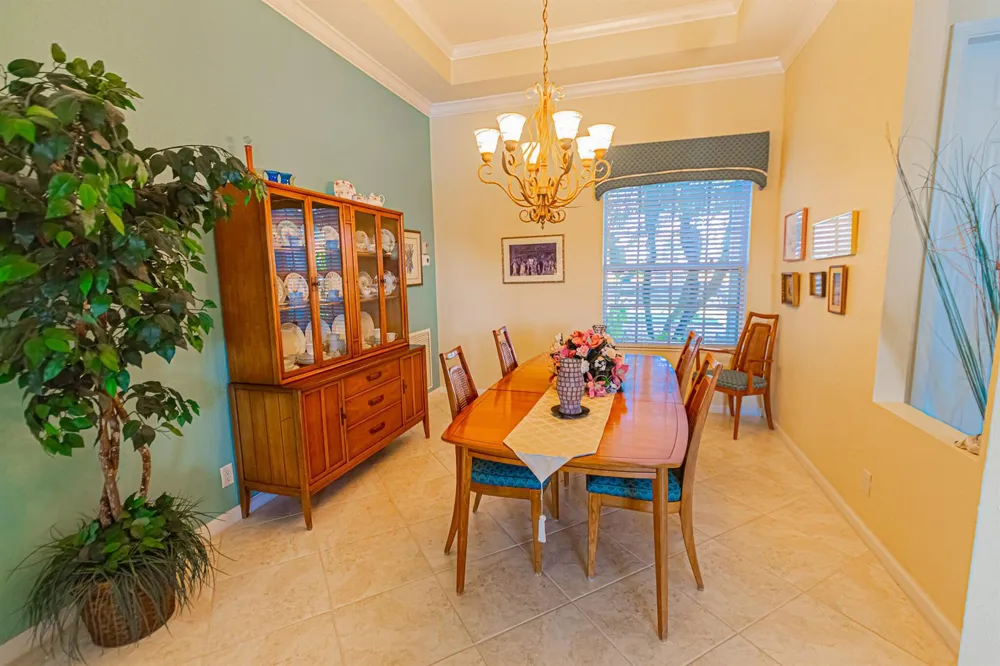 468 NW BLUE LAKE DRIVE Port St. Lucie, FL 34986