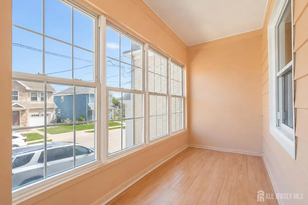 685 Raritan Avenue Perth Amboy, NJ 08861