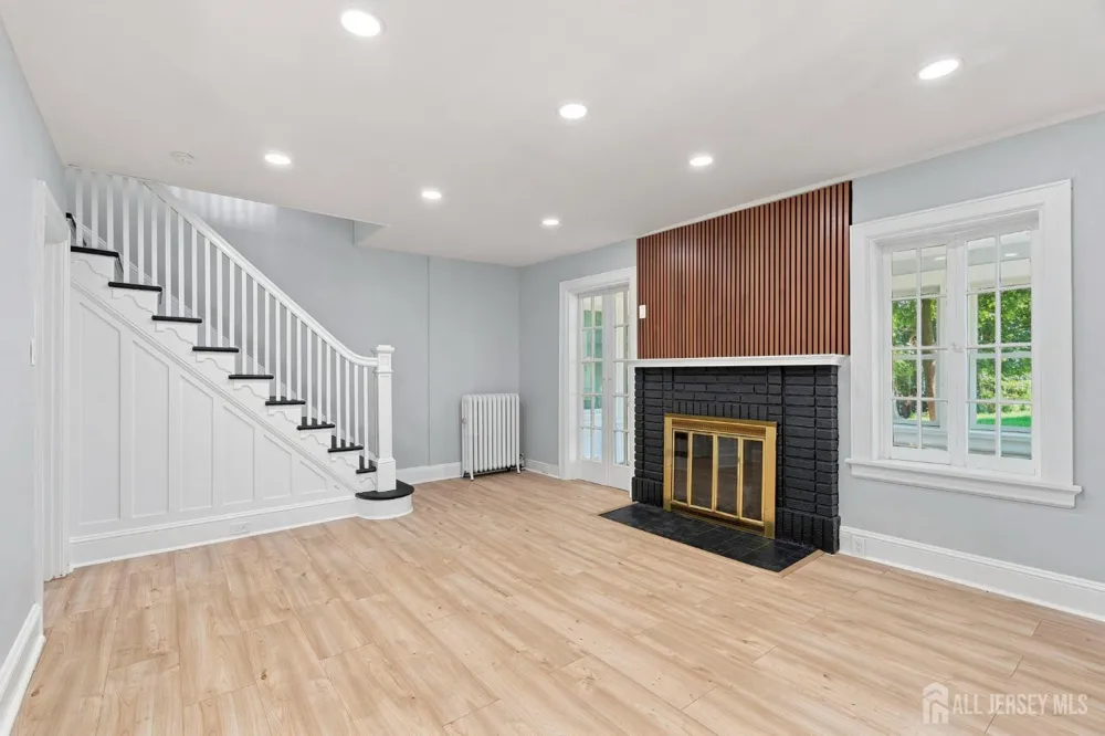 19 Adelaide Avenue Highland Park, NJ 08904