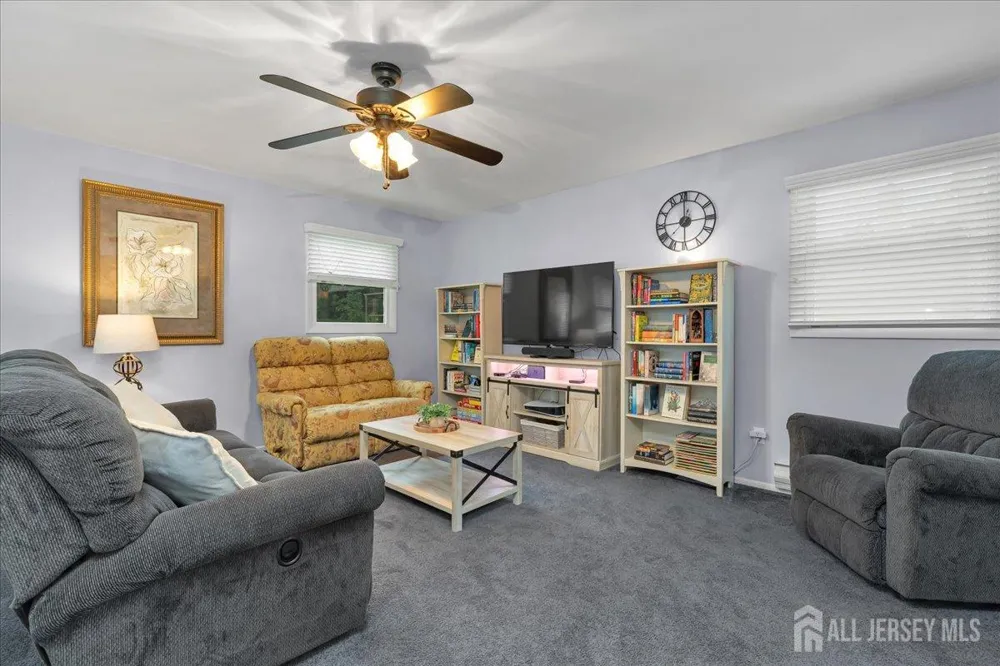 16 Hawthorne Avenue #16 Colonia, NJ 07067