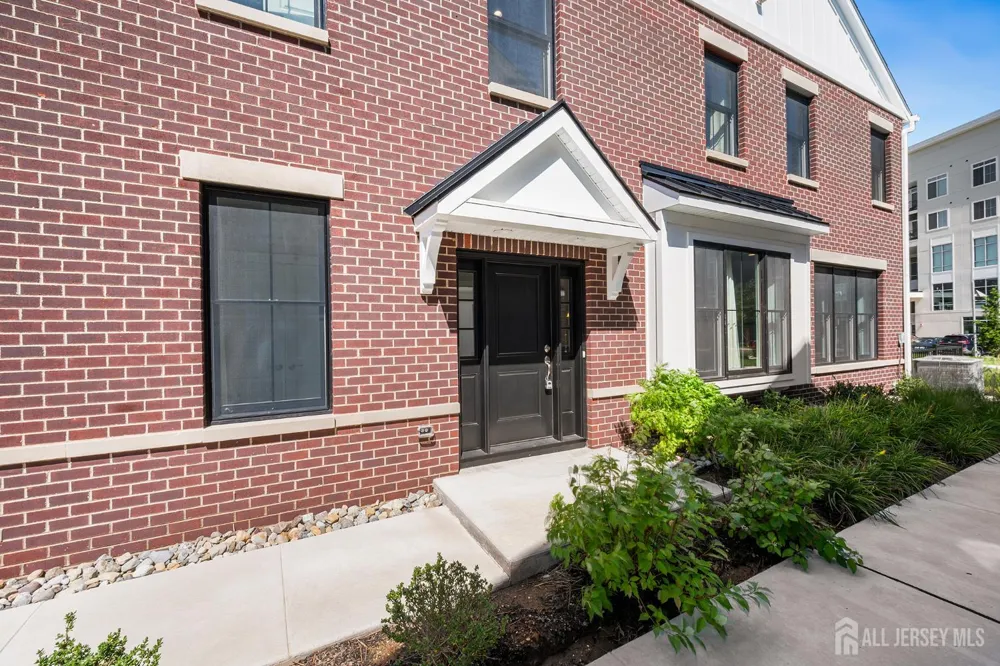 70 Riverwalk Plainsboro, NJ 08536