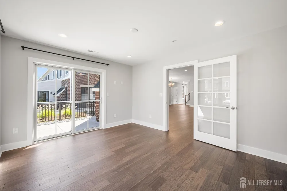 70 Riverwalk Plainsboro, NJ 08536
