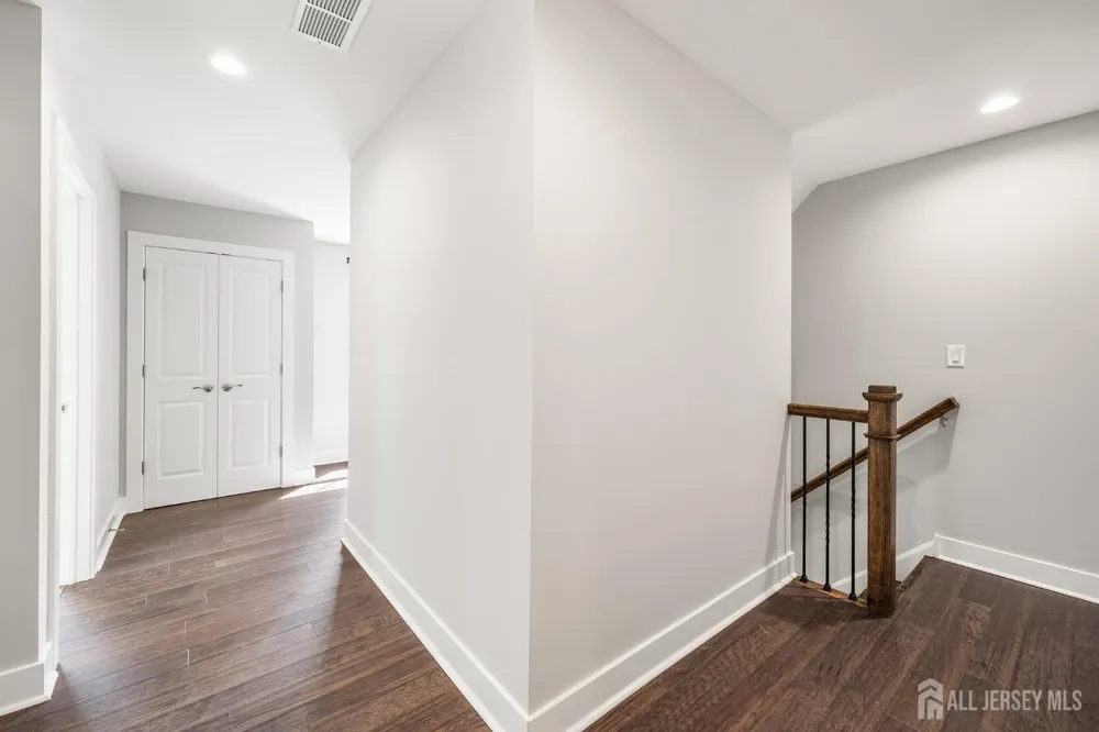 70 Riverwalk Plainsboro, NJ 08536