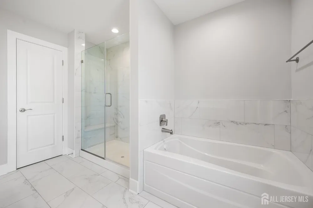 70 Riverwalk Plainsboro, NJ 08536