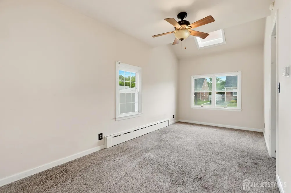 326 Melrose Avenue Middlesex, NJ 08846