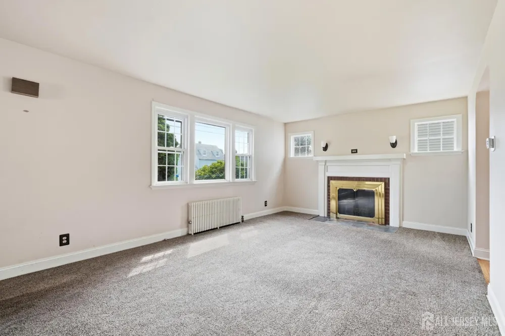 326 Melrose Avenue Middlesex, NJ 08846