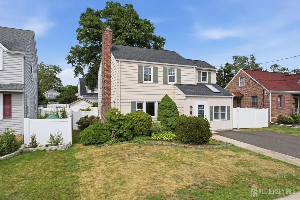 326 Melrose Avenue Middlesex, NJ 08846