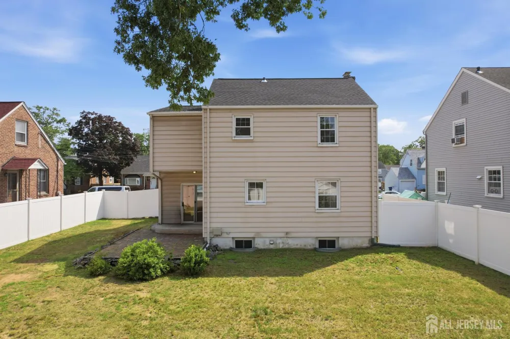 326 Melrose Avenue Middlesex, NJ 08846