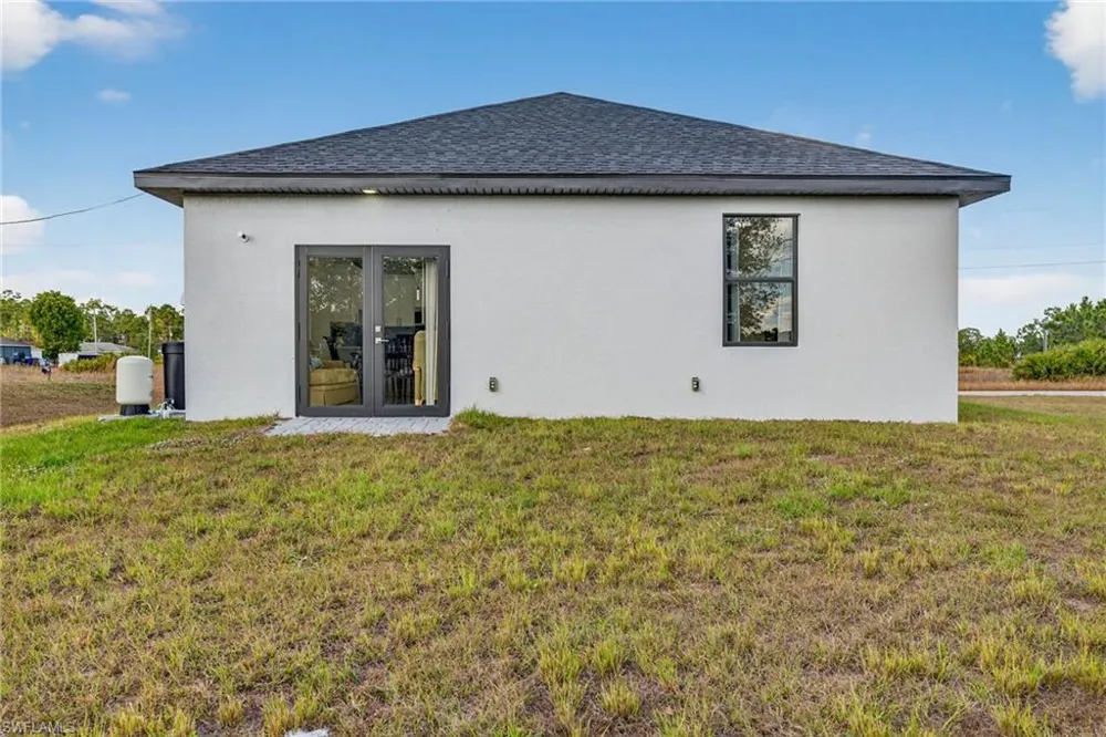 1146 Ecrue Street E Lehigh Acres, FL 33974