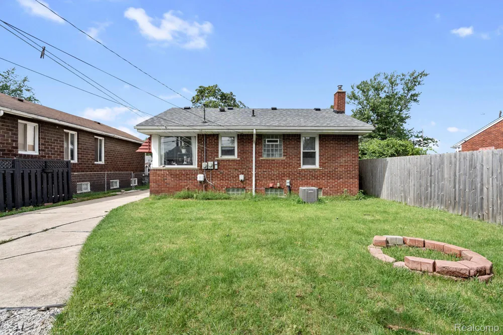 4257 5th Street Ecorse City, MI 48229