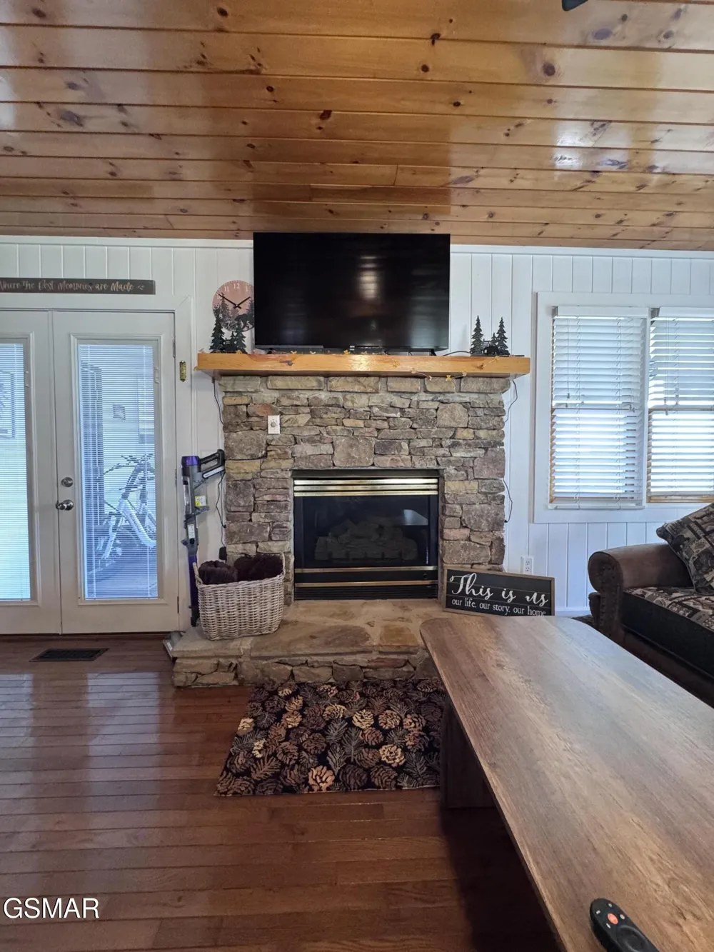 424 Country Path Way Sevierville, TN 37862