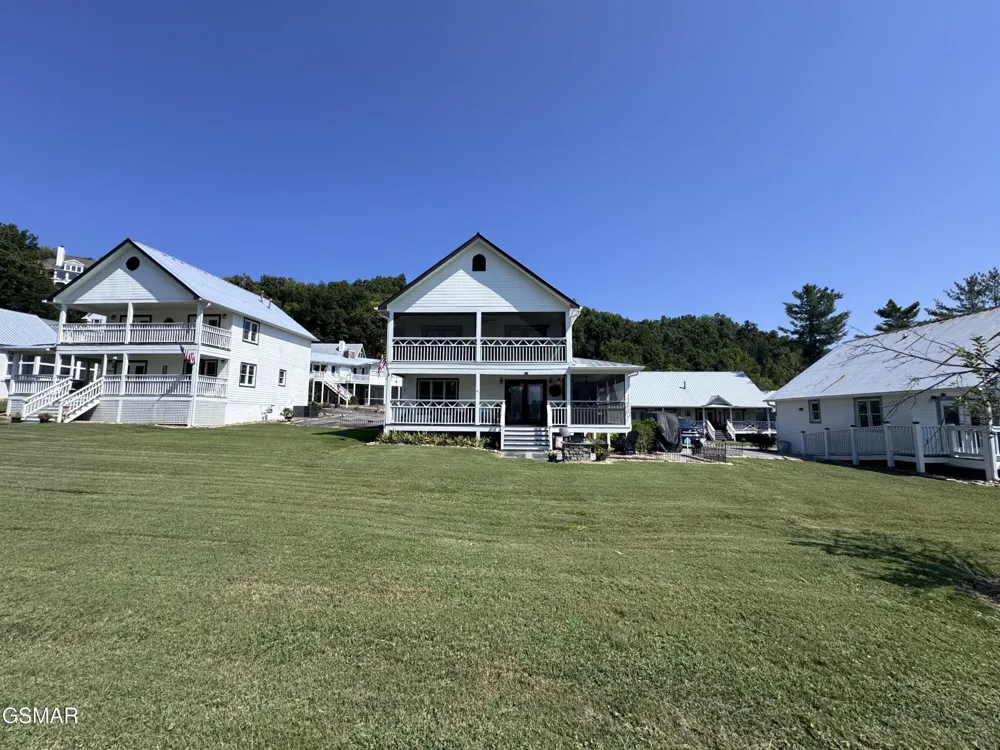 424 Country Path Way Sevierville, TN 37862