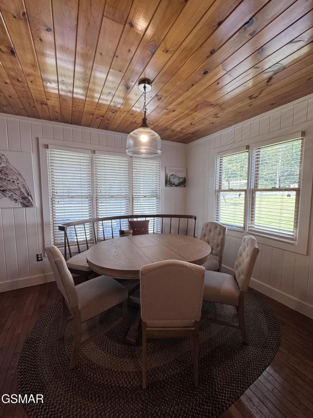 424 Country Path Way Sevierville, TN 37862