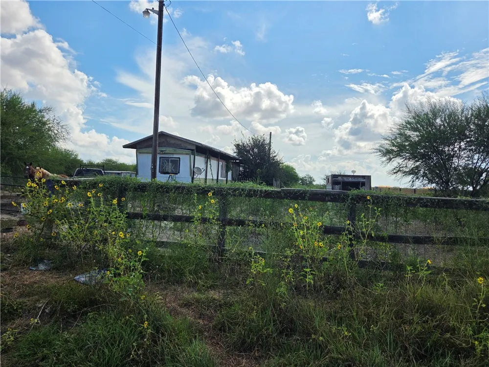 7124 County Road 2379 Sinton, TX 78387