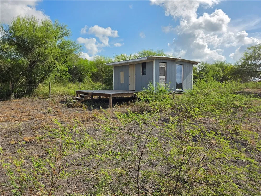 7124 County Road 2379 Sinton, TX 78387