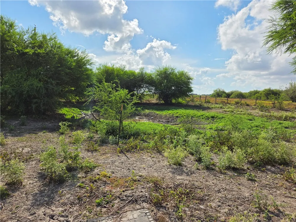 7124 County Road 2379 Sinton, TX 78387