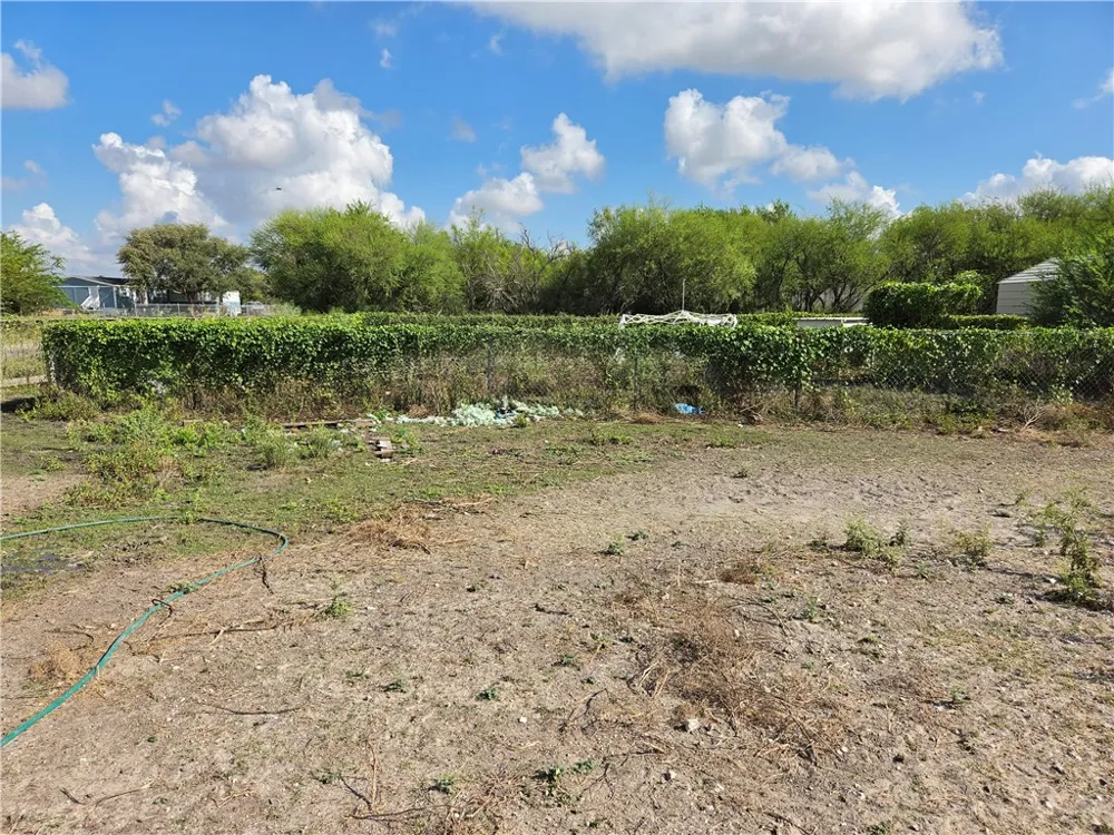 7124 County Road 2379 Sinton, TX 78387