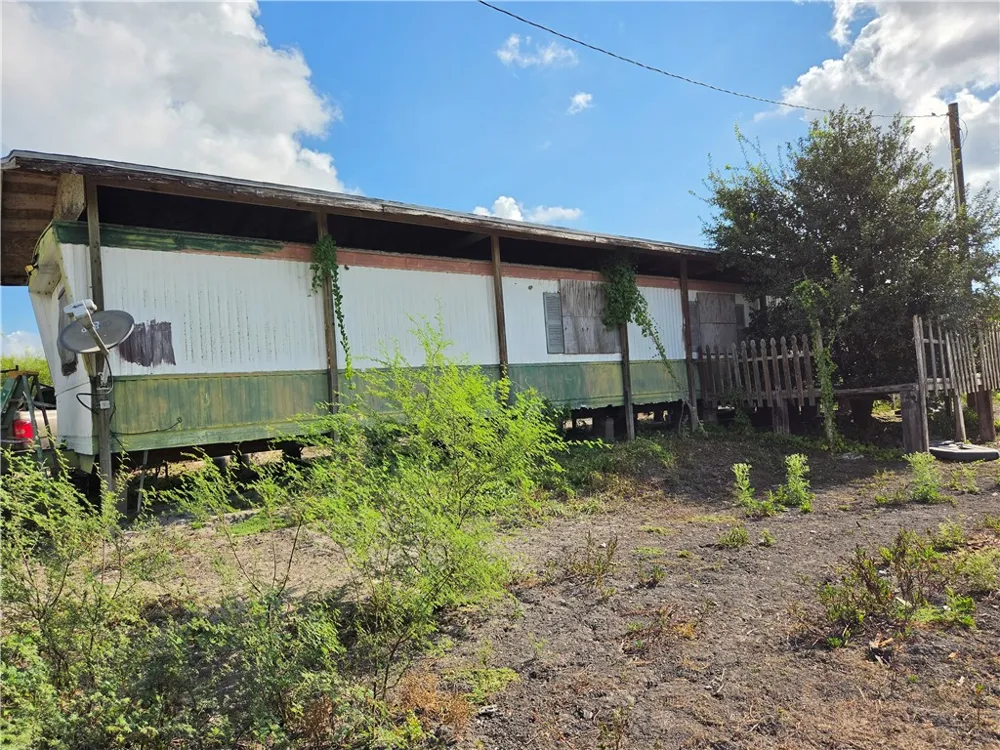 7124 County Road 2379 Sinton, TX 78387