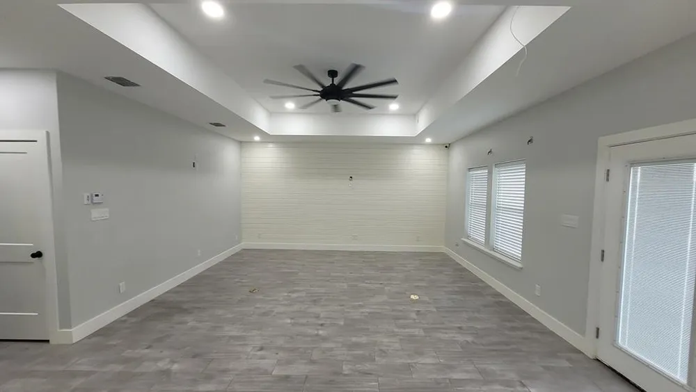 1215 S Live Oak Street Rockport, TX 78382