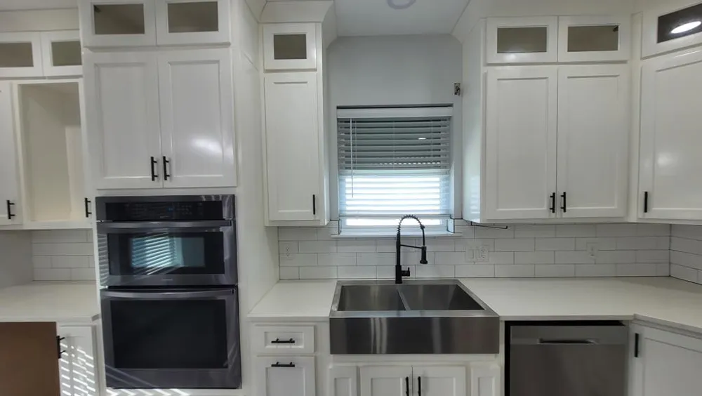 1215 S Live Oak Street Rockport, TX 78382