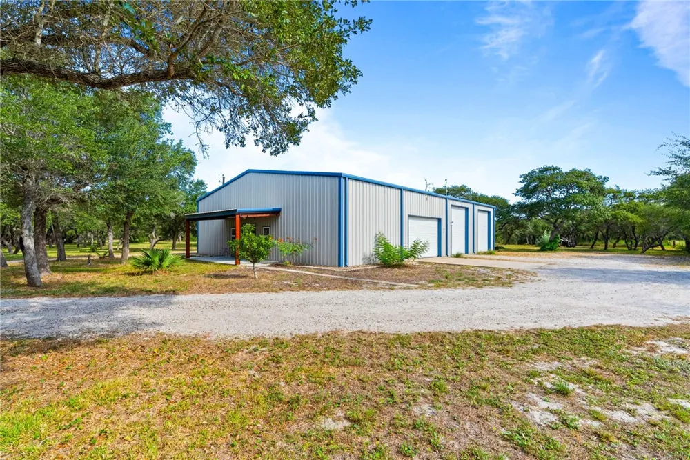 2088 Murphy Road Aransas Pass, TX 78336