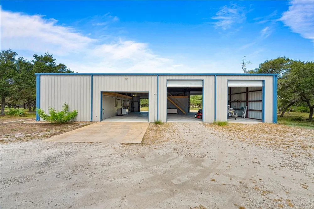 2088 Murphy Road Aransas Pass, TX 78336