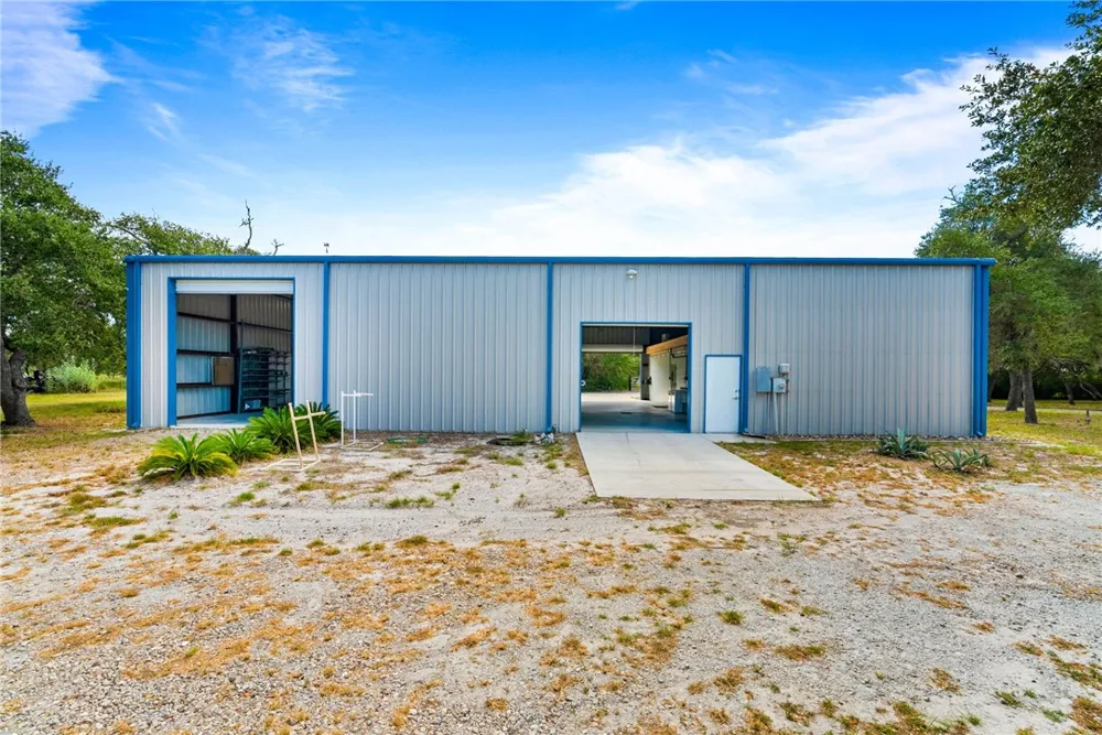 2088 Murphy Road Aransas Pass, TX 78336