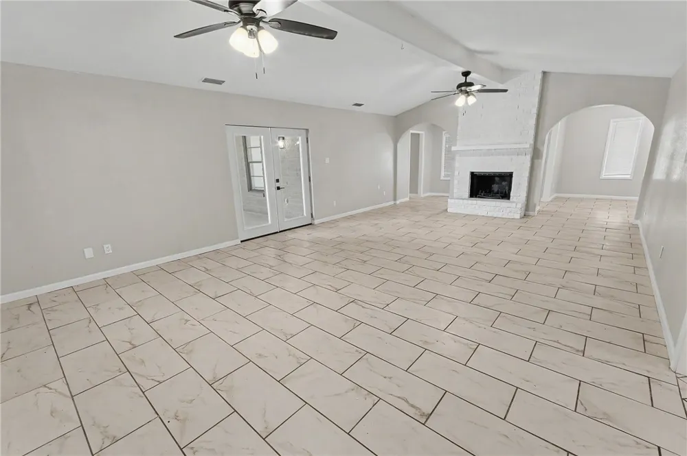 2228 Memorial Parkway Portland, TX 78374