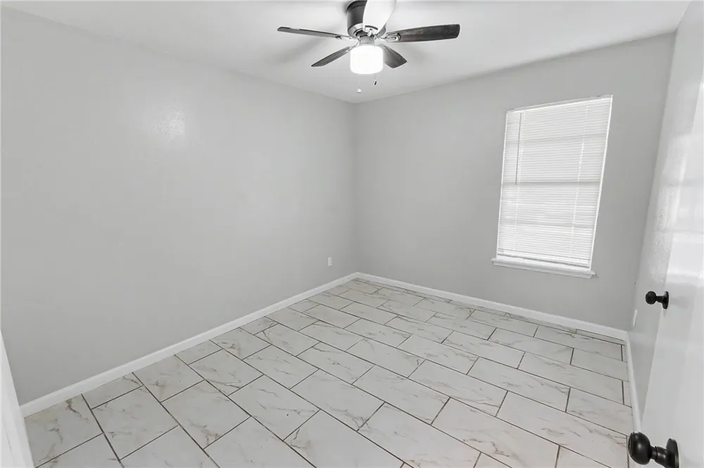 2228 Memorial Parkway Portland, TX 78374