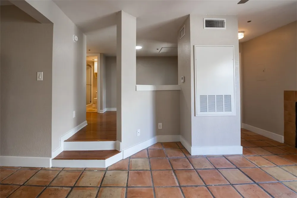 1306 Norwalk Lane #302 Austin, TX 78703