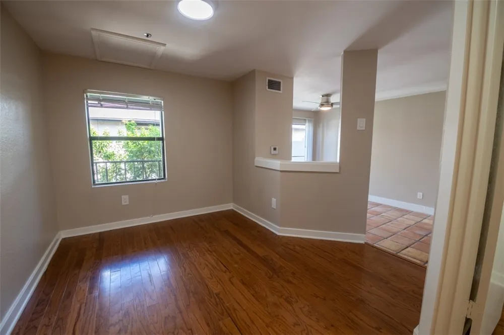 1306 Norwalk Lane #302 Austin, TX 78703