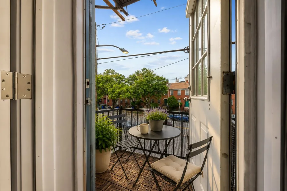 357 VARICK ST Jersey City, NJ 07302
