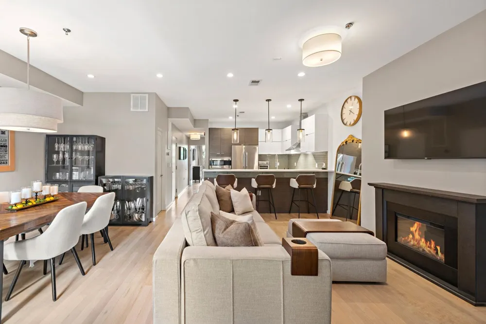 116 BLOOMFIELD ST Hoboken, NJ 07030