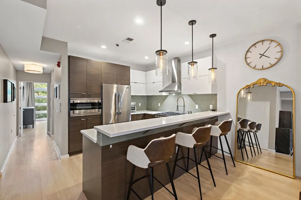 116 BLOOMFIELD ST Hoboken, NJ 07030