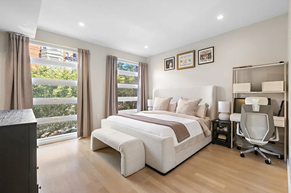 116 BLOOMFIELD ST Hoboken, NJ 07030