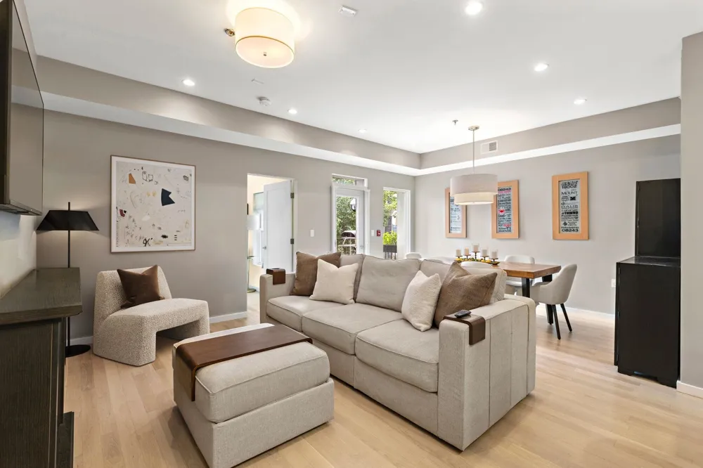 116 BLOOMFIELD ST Hoboken, NJ 07030