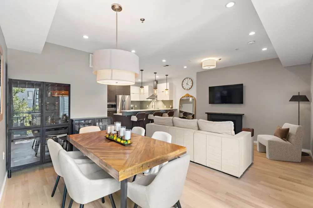 116 BLOOMFIELD ST Hoboken, NJ 07030