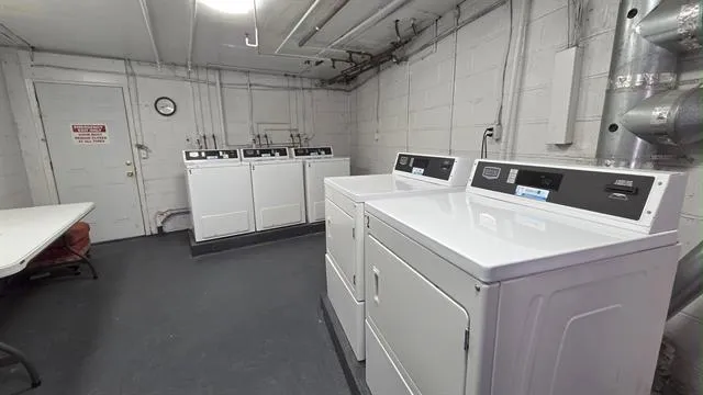 3600 CHARLES CT North Bergen, NJ 07047
