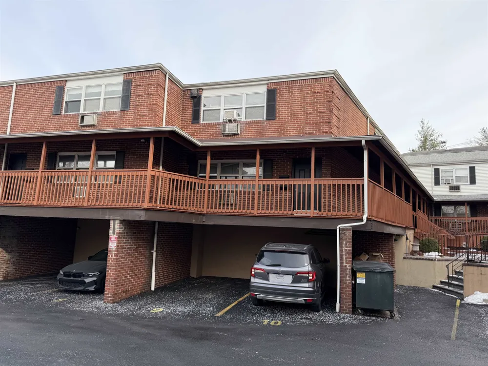 3600 CHARLES CT North Bergen, NJ 07047