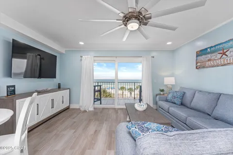 8743 Thomas Drive #421