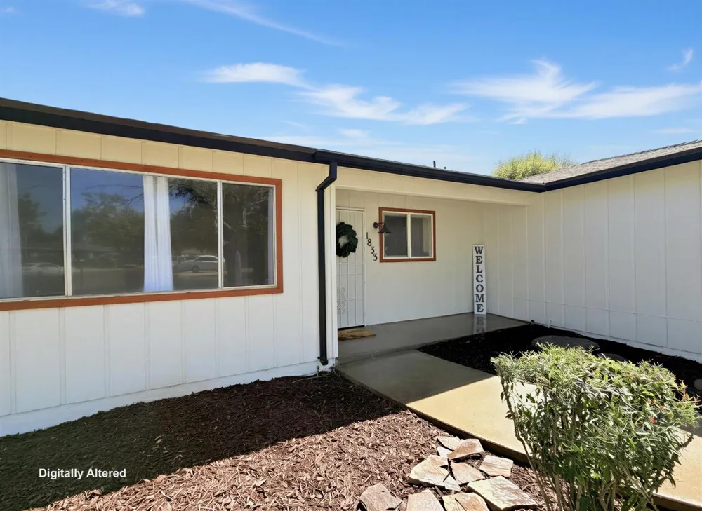 1833 W Pico Avenue Fresno, CA 93705