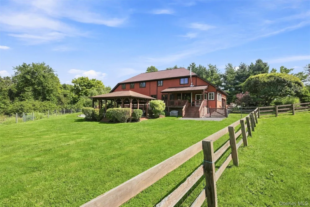 289 Pine Grove Road Middletown, NY 10940