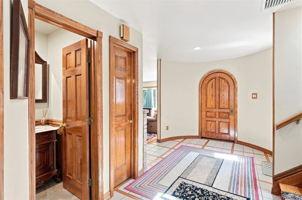 289 Pine Grove Road Middletown, NY 10940