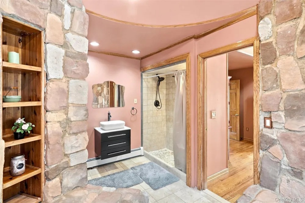 289 Pine Grove Road Middletown, NY 10940