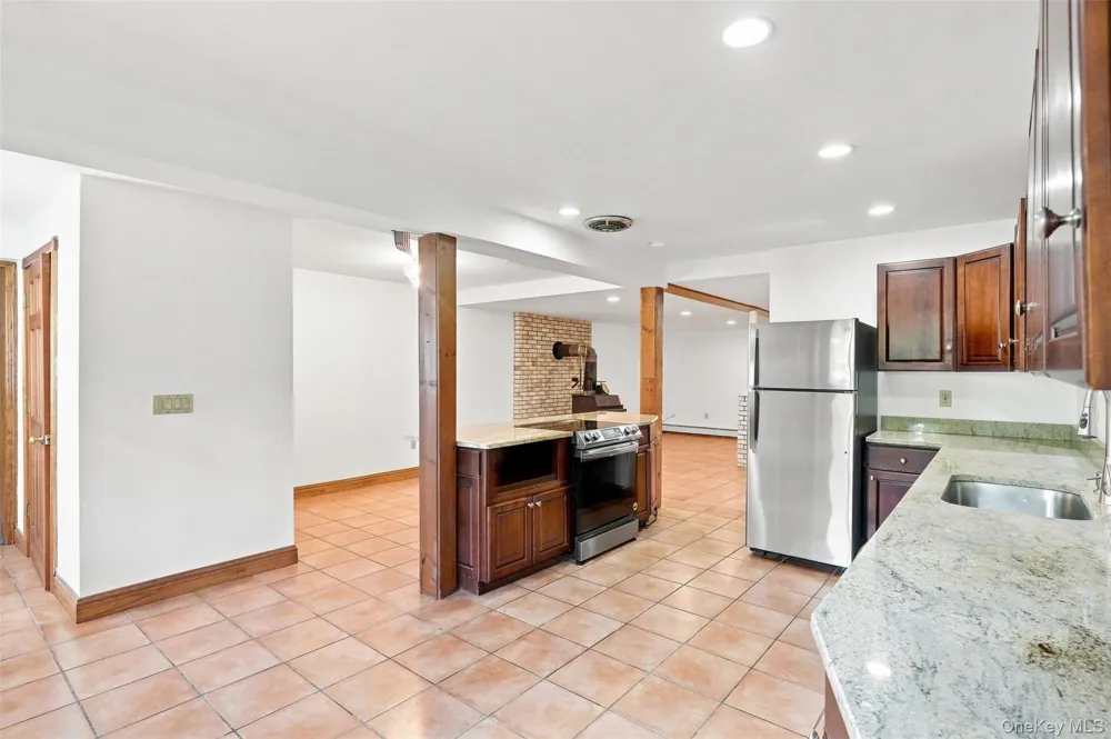 289 Pine Grove Road Middletown, NY 10940