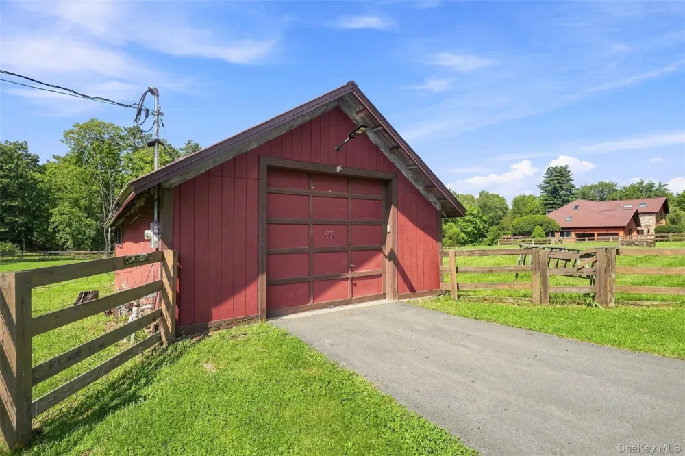 289 Pine Grove Road Middletown, NY 10940
