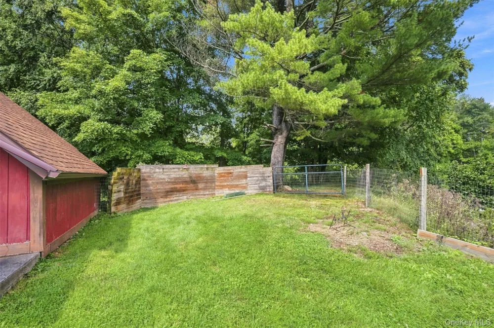289 Pine Grove Road Middletown, NY 10940
