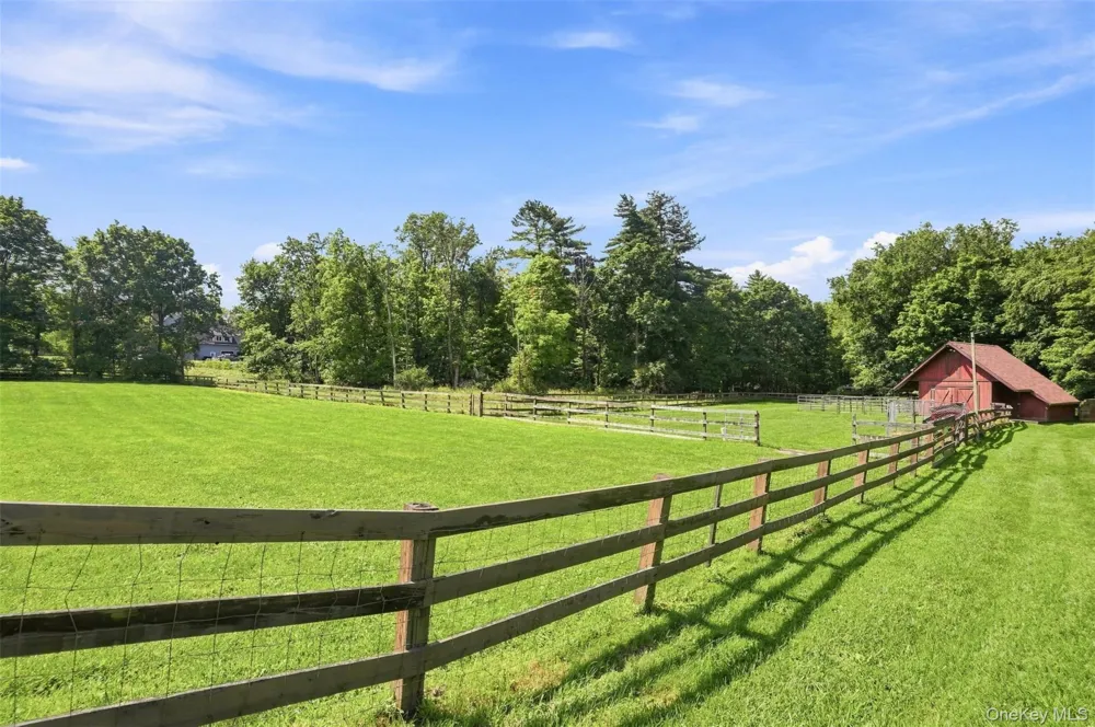 289 Pine Grove Road Middletown, NY 10940