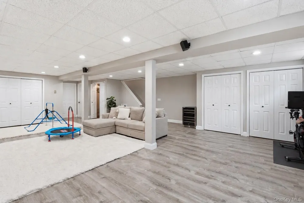 48 Fulton Boulevard Commack, NY 11725